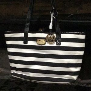 Michael kors tote
